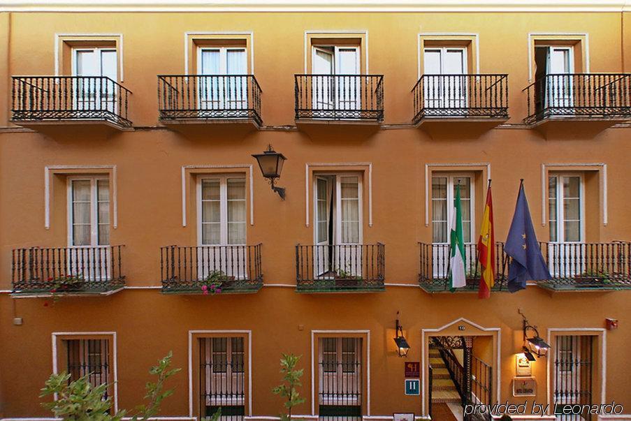 Hotel Cervantes Seville Luaran gambar
