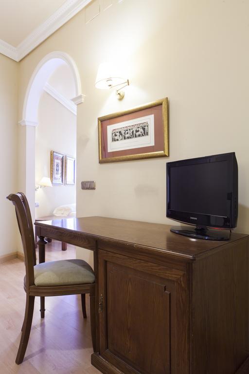 Hotel Cervantes Seville Luaran gambar