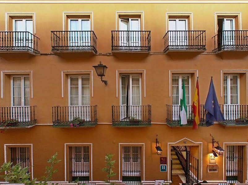 Hotel Cervantes Seville Luaran gambar